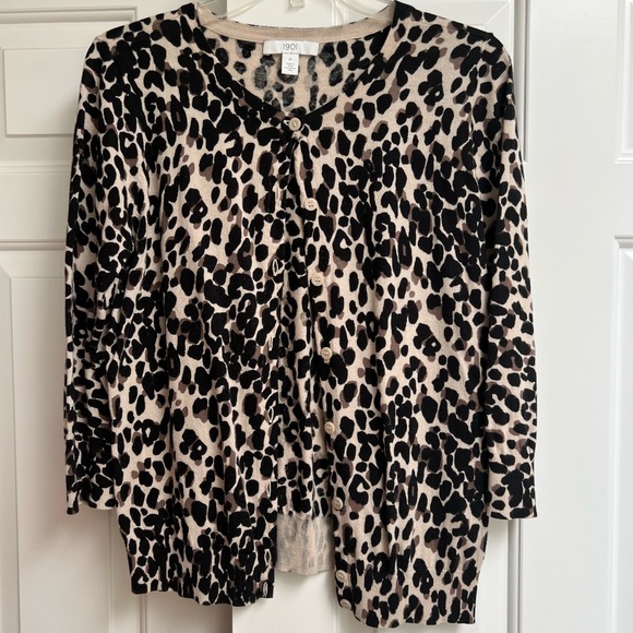 1901 Cheetah Button-up Cardigan - Picture 1 of 4